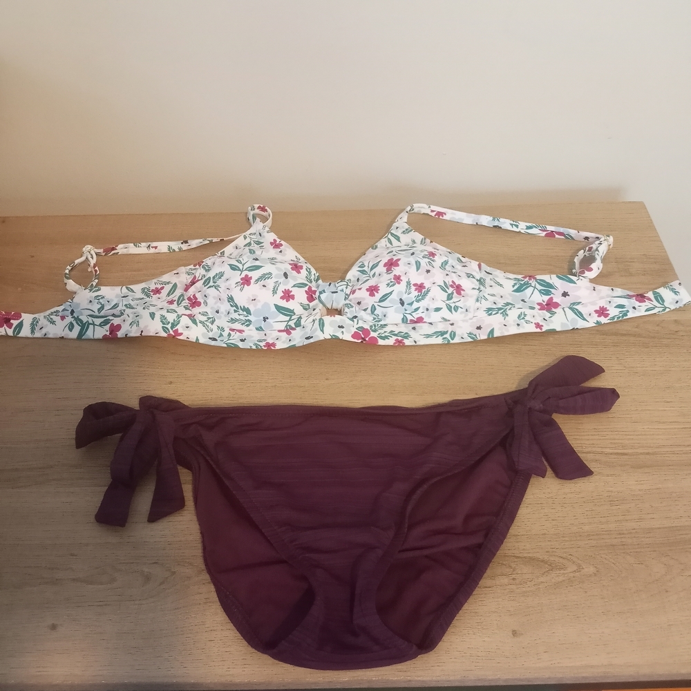 Kona Sol Two-Piece Swim Set ~ Free Shipping! ☆